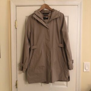 The North Face City Breeze Rain Trench Coat